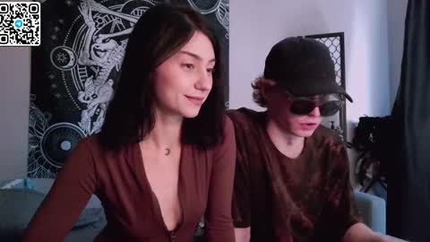 sweaties3 online show from 10.12.25