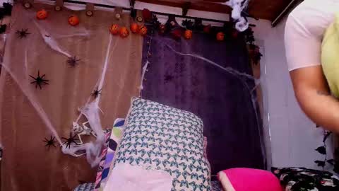 Debora  online show from 10.24.25