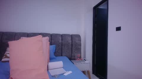 Debora  online show from 11.06.25