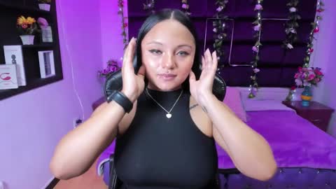 sweet ana  online show from 01.04.25