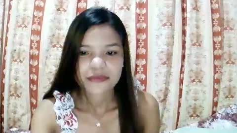 Snapshot of sweet01pinay chatting on 05.12.26 sweet01pinay online show from 05.12.26