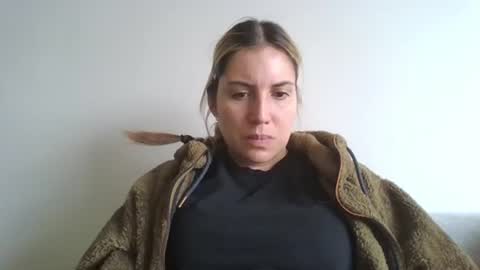 Snapshot of sweet__alana chatting on 11.03.25 Sweet  alana online show from 11.03.25