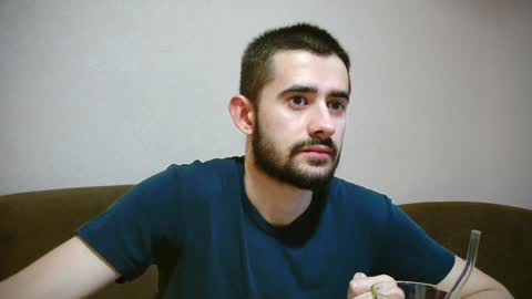 Snapshot of sweet__daddy8 chatting on 12.27.24 BredEmiliya online show from 12.27.24