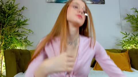 Monica  GTM 3MoTuWeFrSa 500pm-1000pm  online show from 09.23.25