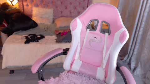 sweet__thang online show from 09.13.25