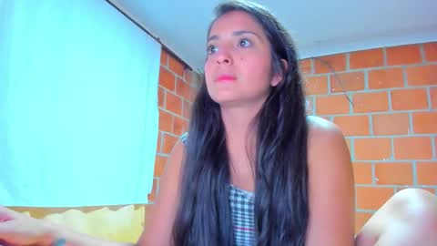 sweet and hot alaia online show from 09.24.25