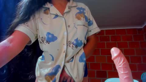 Snapshot of sweet_and_hot_alaia chatting on 02.04.26 sweet and hot alaia online show from 02.04.26