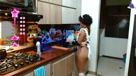 Snapshot of sweet_bluee chatting on 02.17.26 Tutti online show from 02.17.26