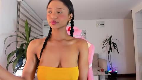 sweet_brunette88 online show from 10.16.25