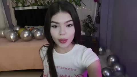 Snapshot of sweet_c4ndy chatting on 09.18.25 Candy online show from 09.18.25