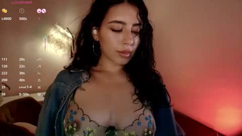 Snapshot of sweet_cami1 chatting on 07.26.26 Camila online show from 07.26.26
