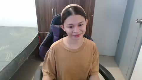 Snapshot of sweet_cassyxx chatting on 05.17.26 sweet_cassyxx online show from 05.17.26