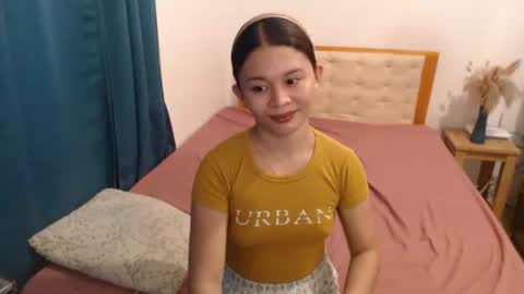 Snapshot of sweet_cassyxx chatting on 05.22.26 sweet_cassyxx online show from 05.22.26