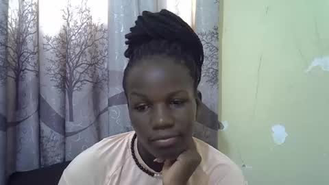 Snapshot of sweet_elisa001 chatting on 04.27.26 Edah online show from 04.27.26