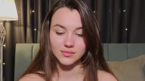 Snapshot of sweet_haeven chatting on 05.22.26 Im Mia.LOVELY PATTERNS 100 120 160 200 my toy buzzes from 2 tip online show from 05.22.26