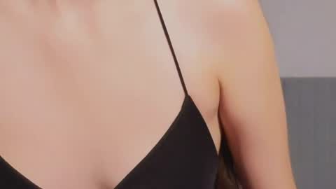 Snapshot of sweet_haeven chatting on 07.24.26 Im Mia.LOVELY PATTERNS 100 120 160 200 my toy buzzes from 2 tip online show from 07.24.26