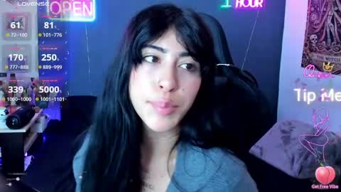 Dahnna online show from 04.13.26