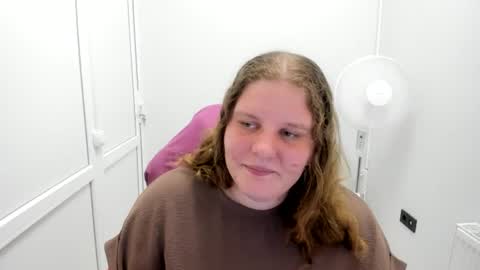 Snapshot of sweet_karla_la chatting on 07.11.26 Karla online show from 07.11.26