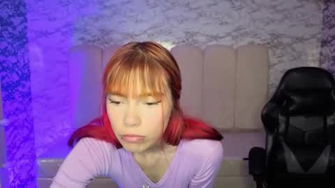 Snapshot of sweet_kitty_v chatting on 11.07.25 Hi Stream 800 to 1400 online show from 11.07.25