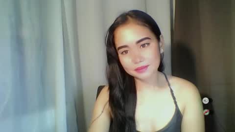 Snapshot of sweet_laika chatting on 10.23.25 LAIKA online show from 10.23.25
