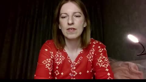 Snapshot of sweet_lilbunny chatting on 12.19.25 sweet_lilbunny online show from 12.19.25