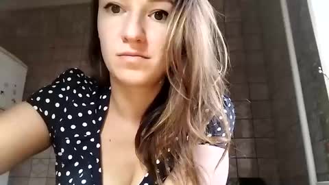 Anna online show from 03.09.25