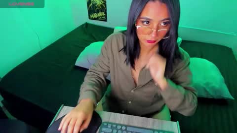 Snapshot of sweet_lina1 chatting on 02.18.26 Lina online show from 02.18.26