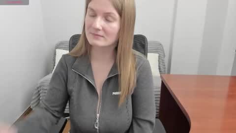 Mila online show from 03.06.26