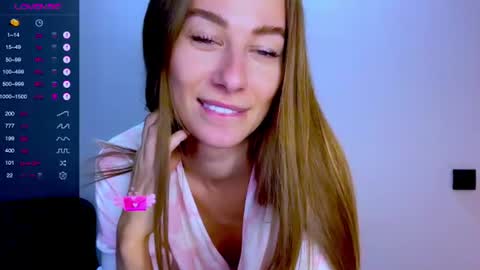 Snapshot of sweet_mia_91 chatting on 06.20.26 Mia online show from 06.20.26