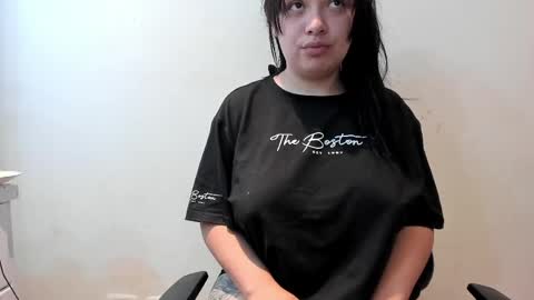 Snapshot of sweet_miiaa chatting on 06.05.26 Mia Johns online show from 06.05.26