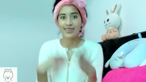 Nhaomy online show from 10.22.25