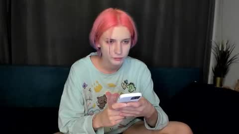 kira online show from 09.19.25