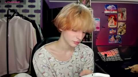 Snapshot of sweet_peach__ chatting on 07.06.26 kira online show from 07.06.26