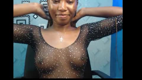 Snapshot of sweet_puna chatting on 12.29.24 Nancy online show from 12.29.24