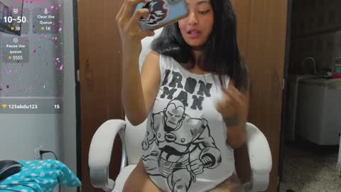 Snapshot of sweet_robyn chatting on 12.28.24 sweet_robyn online show from 12.28.24