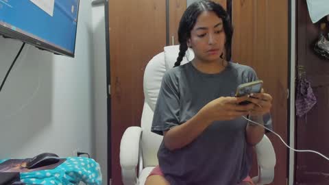 Snapshot of sweet_robyn chatting on 01.07.25 sweet_robyn online show from 01.07.25