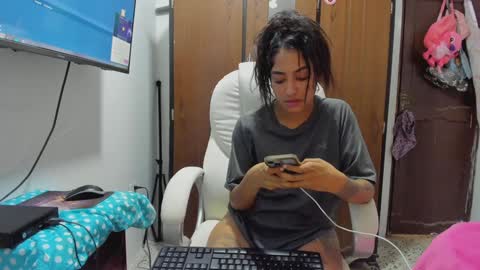 Snapshot of sweet_robyn chatting on 01.17.25 sweet_robyn online show from 01.17.25