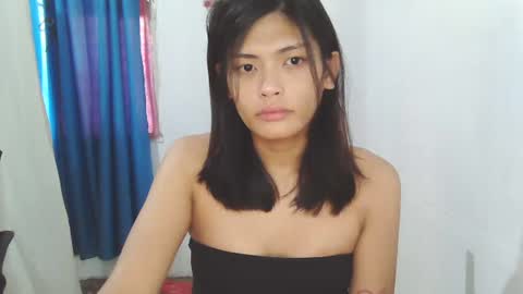 Snapshot of sweet_roela chatting on 07.05.26 sweet_roela online show from 07.05.26