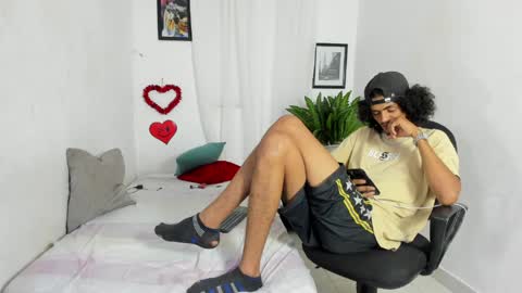 Snapshot of sweet_rose72 chatting on 05.15.26 sweet_rose72 online show from 05.15.26