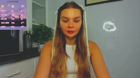 Snapshot of sweet_sabriina chatting on 06.23.26 Sabina online show from 06.23.26