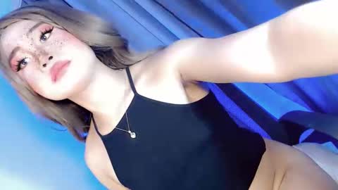 Snapshot of sweet_sofia4 chatting on 02.19.26 Sofia online show from 02.19.26