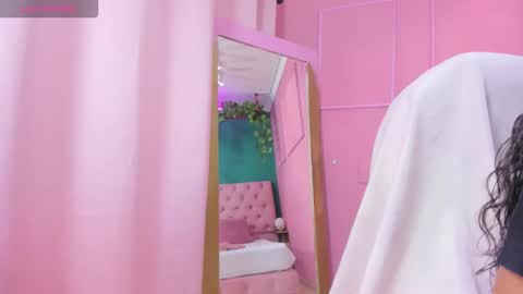 Yeileen online show from 03.25.26