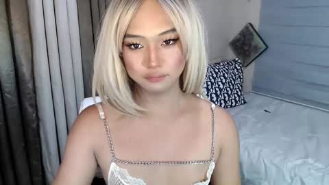 Snapshot of sweet_tenshi chatting on 03.03.25 tenshi online show from 03.03.25