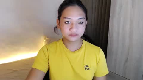 Snapshot of sweet_tenshi chatting on 09.30.25 tenshi online show from 09.30.25