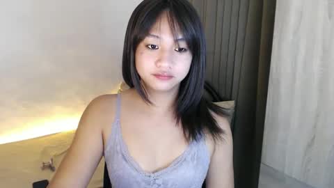 Snapshot of sweet_tenshi chatting on 10.06.25 tenshi online show from 10.06.25
