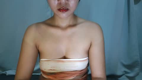 Snapshot of sweet_thea19 chatting on 10.23.25 sweet_thea19 online show from 10.23.25