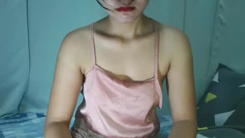Snapshot of sweet_thea19 chatting on 11.08.25 sweet_thea19 online show from 11.08.25