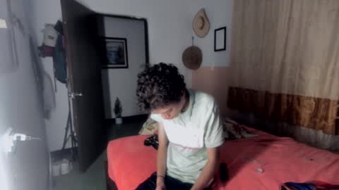 Snapshot of sweet_tippot chatting on 02.06.25 Tippot and Germaine online show from 02.06.25