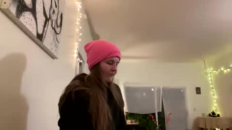 Heidi Brenner - Please check bio for schedule  FAQ online show from 03.07.25