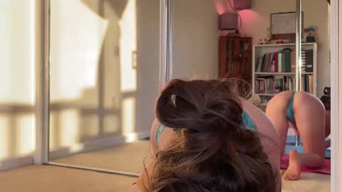 Snapshot of sweet_truffle chatting on 03.18.26 Heidi Brenner - Please check bio for schedule FAQ online show from 03.18.26